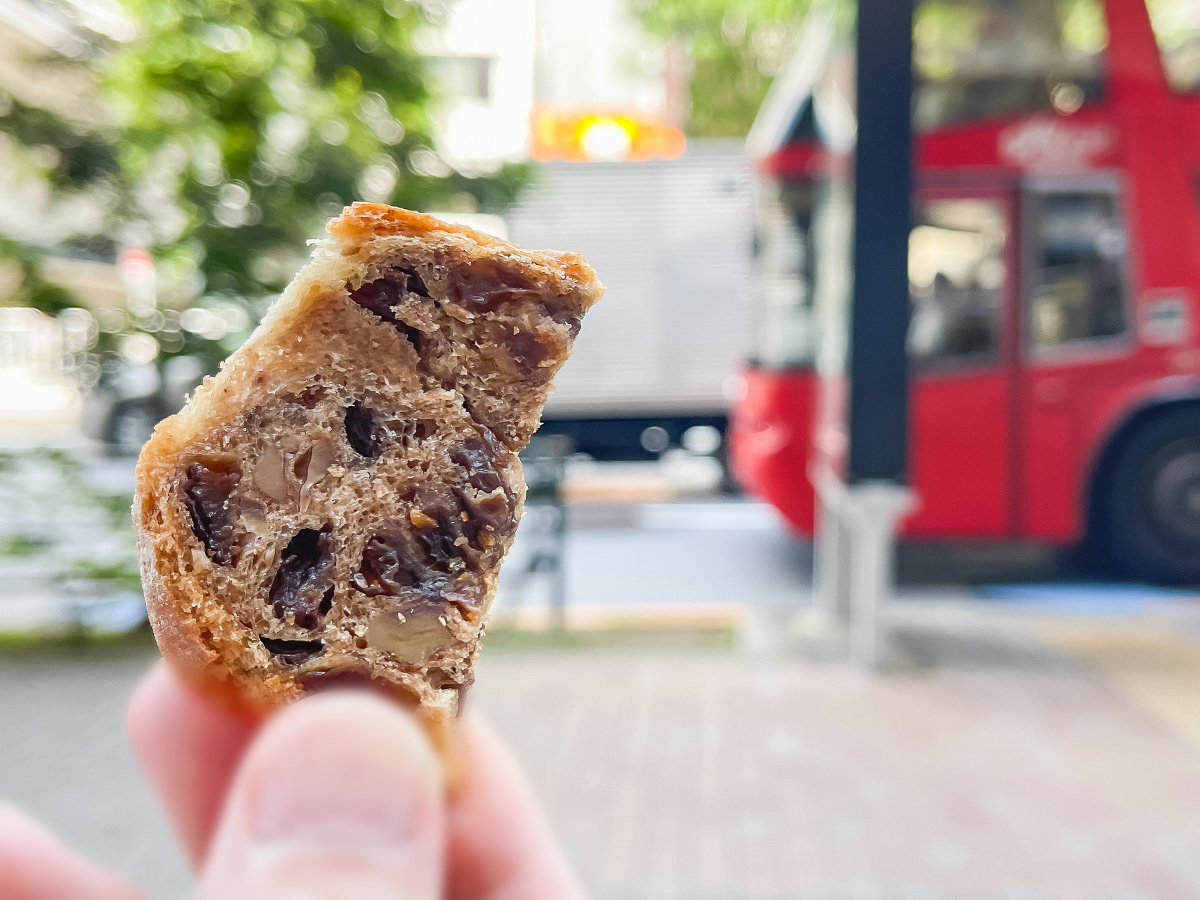 DOUNELライ麦レーズンパン (ブロック)食べた！／岩手アンテナショップ