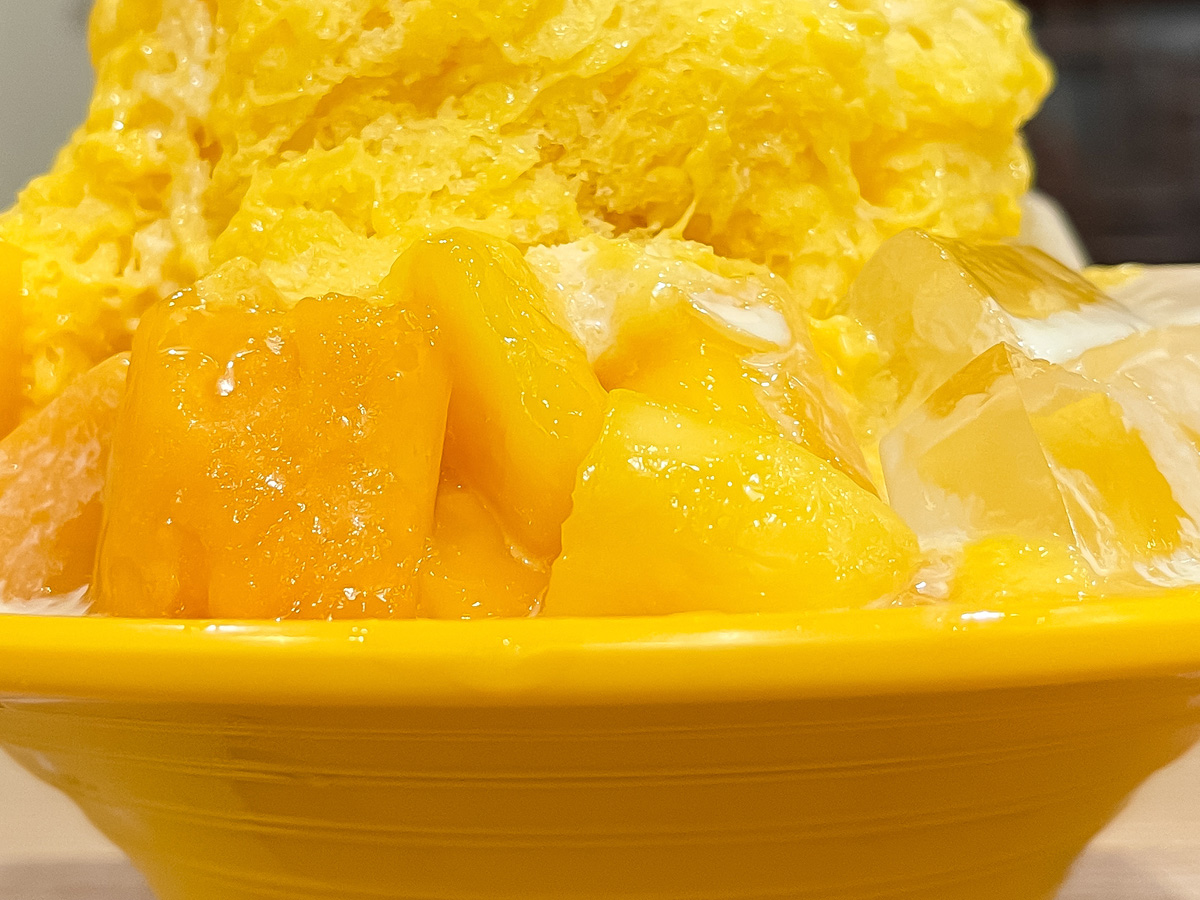 台湾茶専門「鼎雲茶倉」のアップルマンゴー付き"マンゴーかき氷" オーギョーチトッピング食べた!/横浜・中華街
