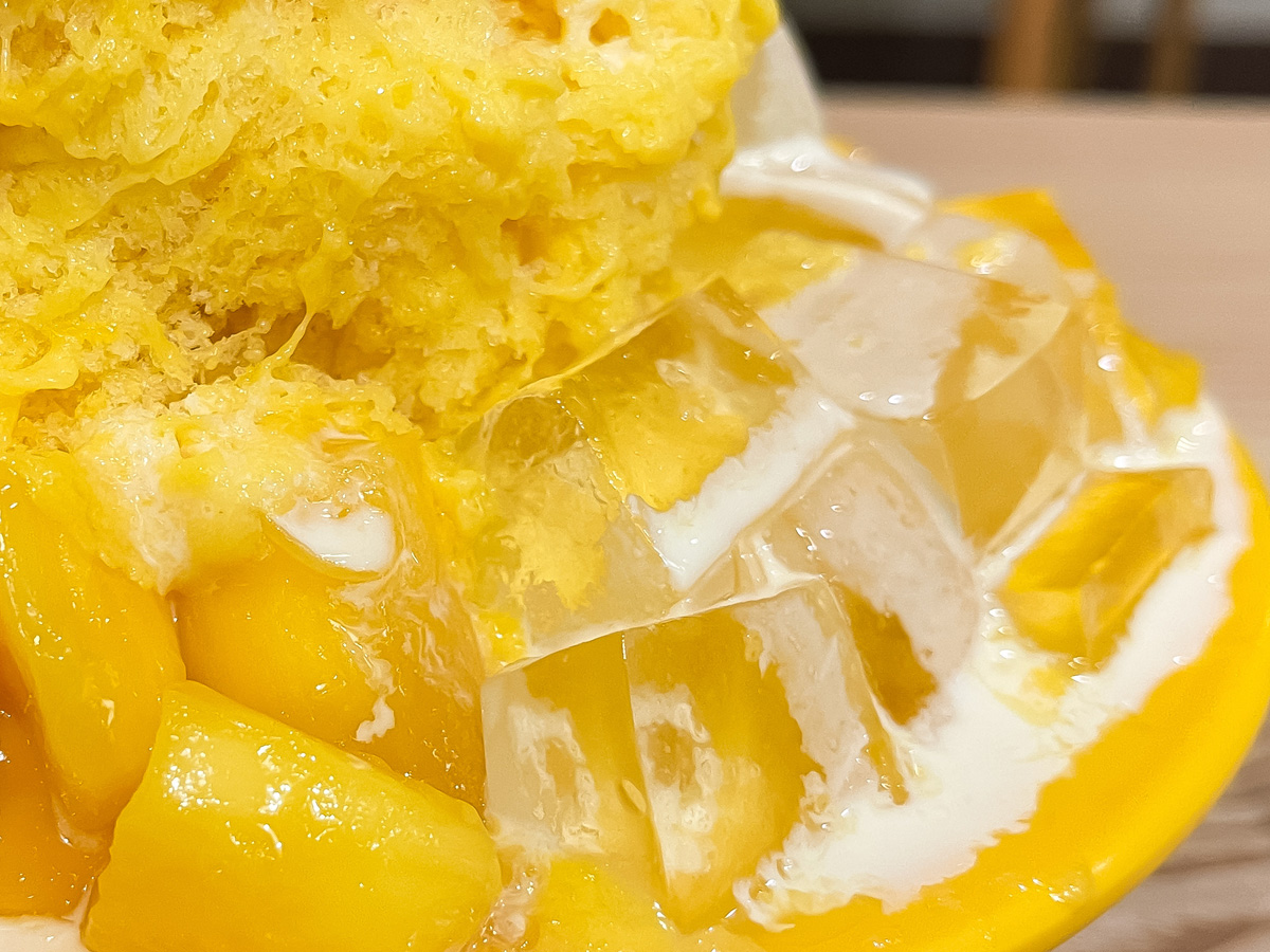 台湾茶専門「鼎雲茶倉」のアップルマンゴー付き"マンゴーかき氷" オーギョーチトッピング食べた!/横浜・中華街