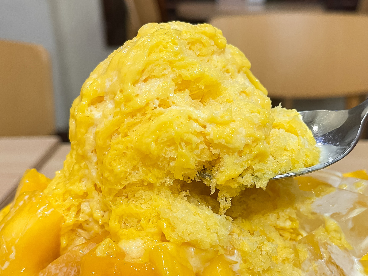 台湾茶専門「鼎雲茶倉」のアップルマンゴー付き"マンゴーかき氷" オーギョーチトッピング食べた!/横浜・中華街