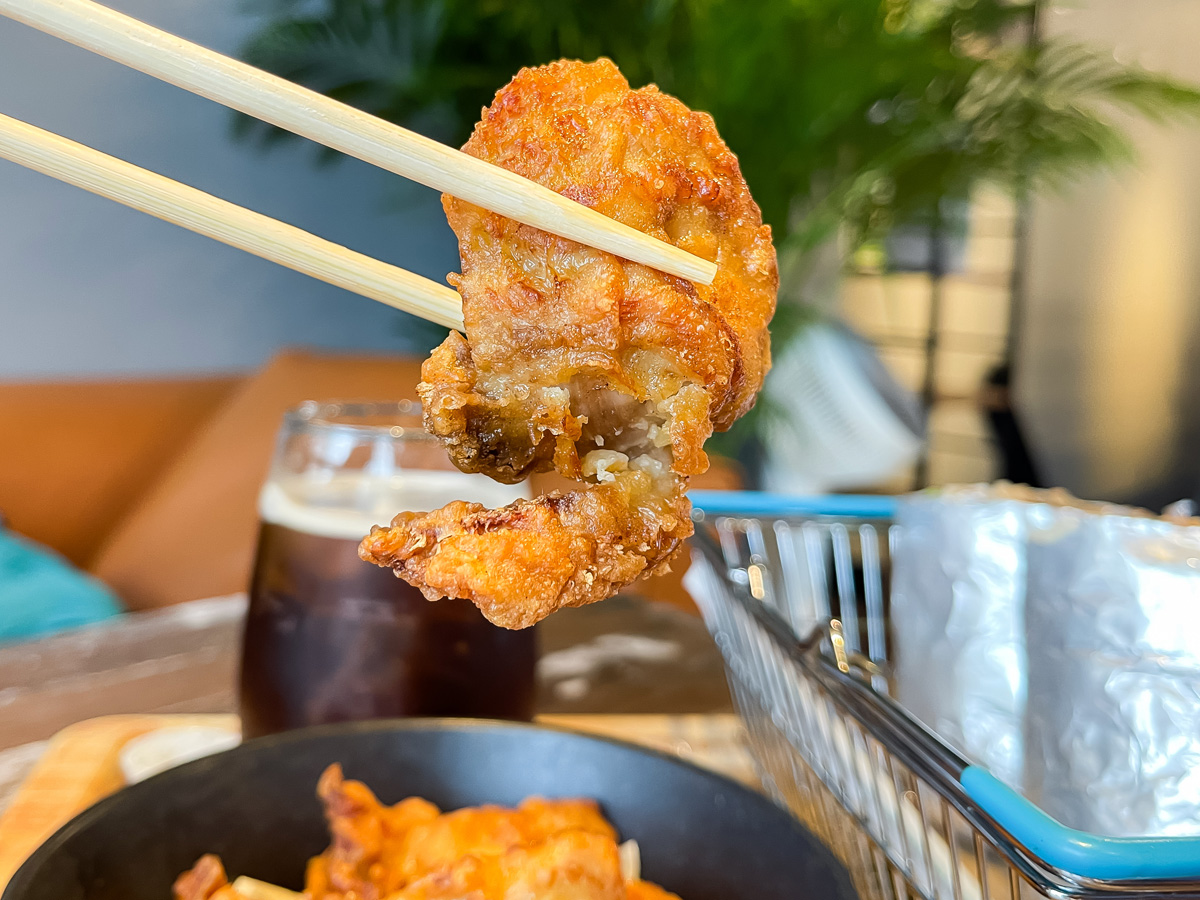 鶏肉専門店”梅や”の「UMEYA KITCHEN」でプロテインチキンブリトーと唐揚げ食べた/横浜吉田町