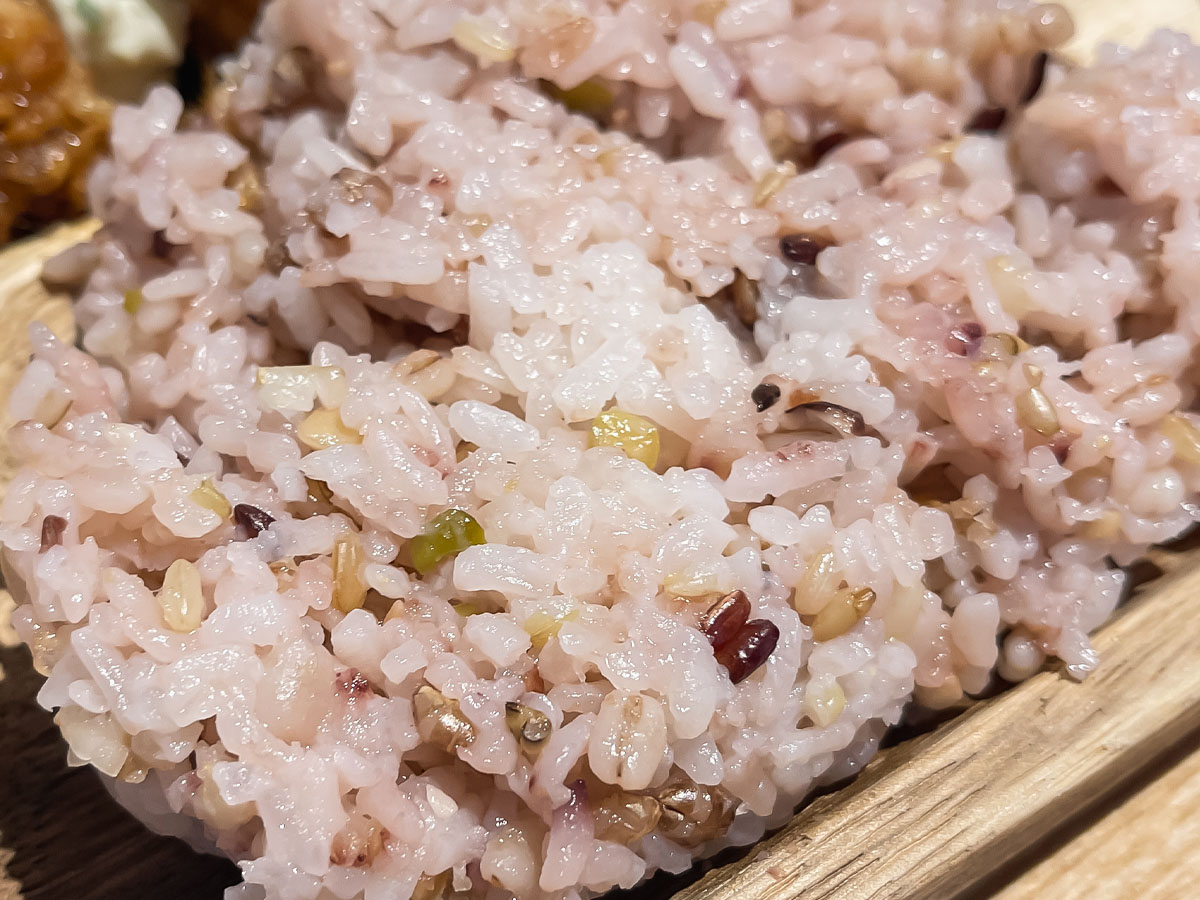 「タマチャンショップ」都城本店でチキン南蛮、牛すじの出汁香るまろやかカレー、唐揚げ食べた！／宮崎県都城