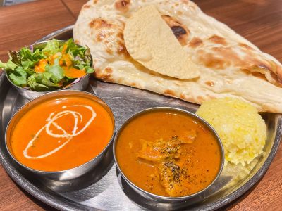 インド料理「ムンバイ」でバターチキン&ブラックペッパーチキンカレー、チキンビリヤニ食べた／MARK IS みなとみらい