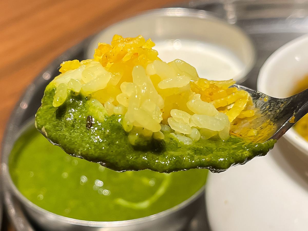 インド料理「ムンバイ」でバターチキン&ブラックペッパーチキンカレー、チキンビリヤニ食べた／MARK IS みなとみらい