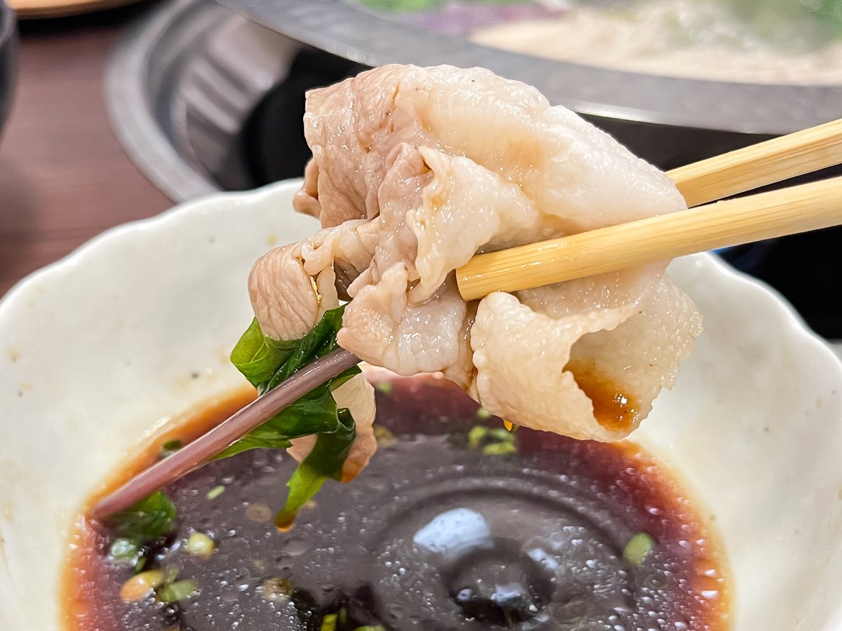 産直レストラン「黒豚の館」で黒豚特上ロースかつ定食、黒豚しゃぶしゃぶ食べたよ!/鹿児島県霧島