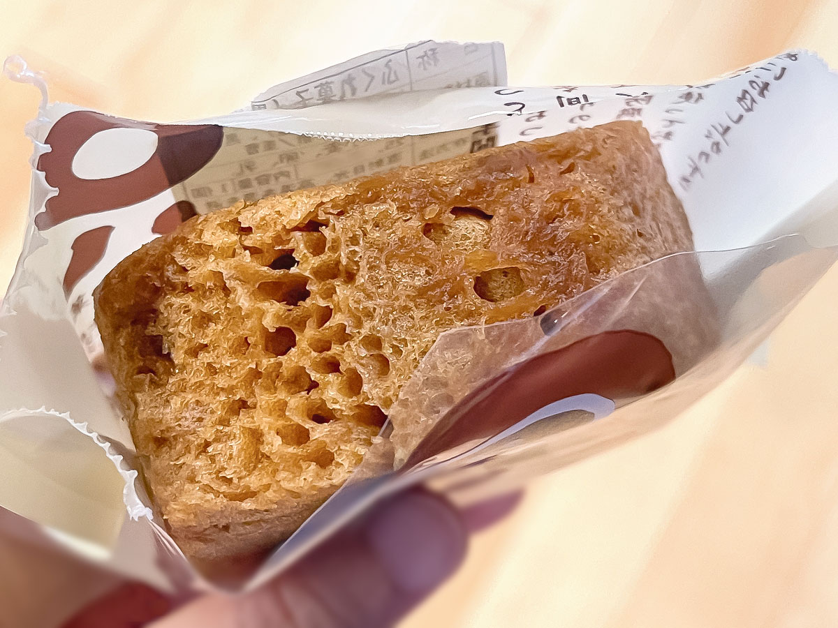ふくれ菓子専門店「まるはち」の"ふくれ菓子(黒砂糖)"を食べたよ！／道の駅 都城NiQLL(ニクル)