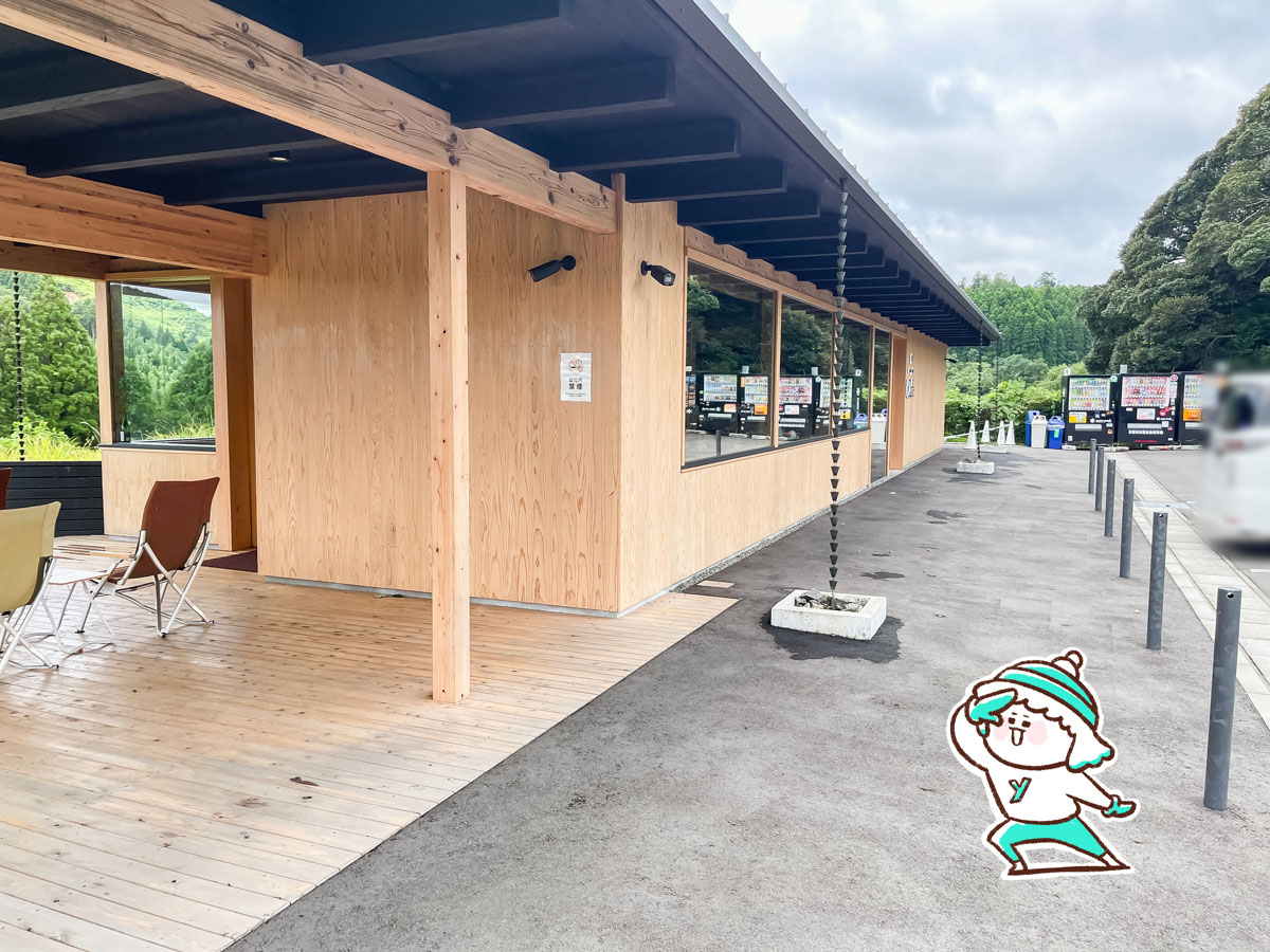 「スノーピークカフェ」で雪室ドーナツ(日南レモンクリーム)食べた！／宮崎県スノーピーク都城キャンプフィールド