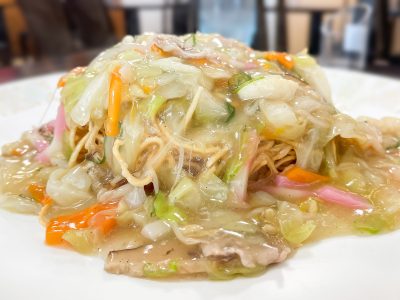 ふるさとレストラン「山形屋食堂」の揚げ麺とあんかけの”焼きそば”食べた！／鹿児島空港