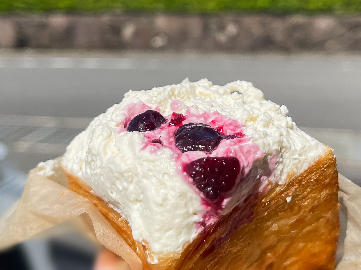 クイニーアマン専門店「ボン・グーテ」でデニッシュサンドとコーヒーゼリーブランマンジェ食べた！／広島県