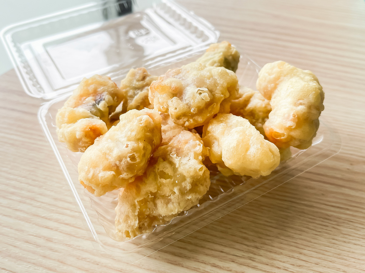 大久野島にある「USANCHUカフェ」でタコ天とウサギのはなくそソフトクリーム食べた！／広島県竹原