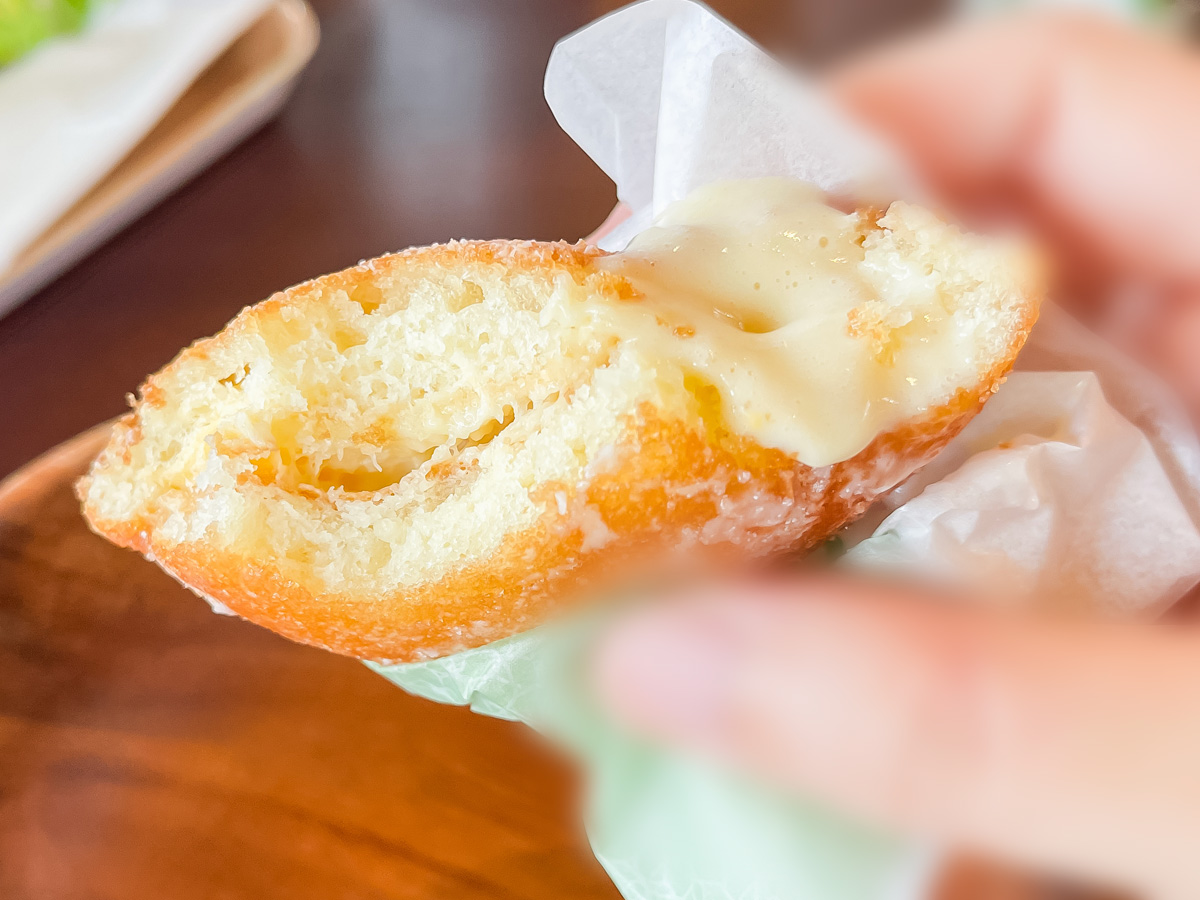 「八天堂カフェリエ」であげクリームパン、キャラメリーゼくりーむパイ、塩バターサンド食べた／広島県三原