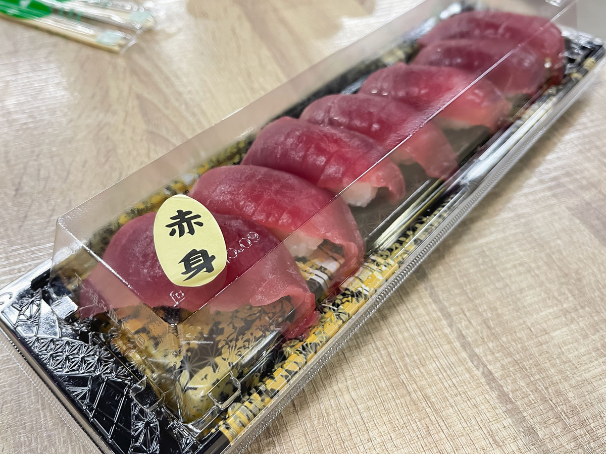 「境港水産物直売センター」で天然岩がき"夏輝"、白イカ、本まぐろ寿司、甘海老の刺身食べたよ！