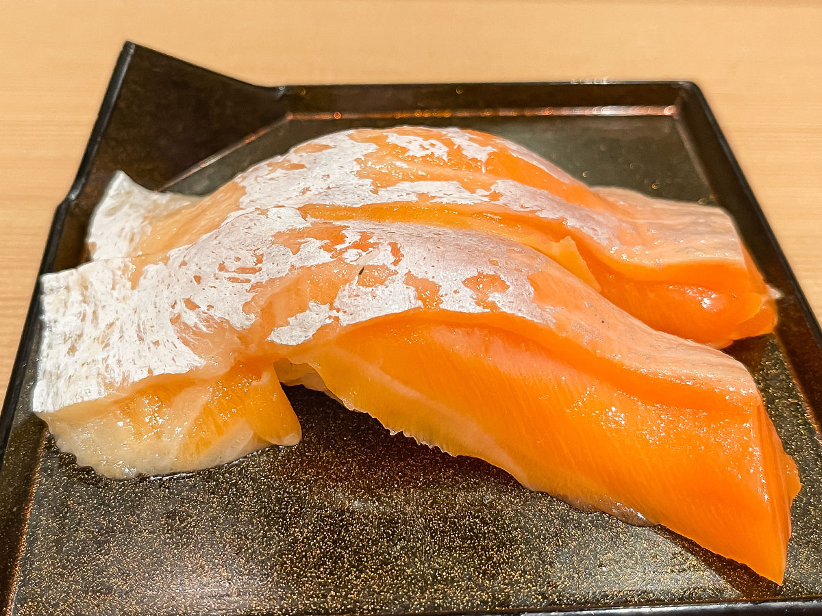 「活魚!! 寿司虎亭」でレタス巻き、青森サーモン、刺身盛り合せ"わだつみ"食べたよ！／宮崎県都城