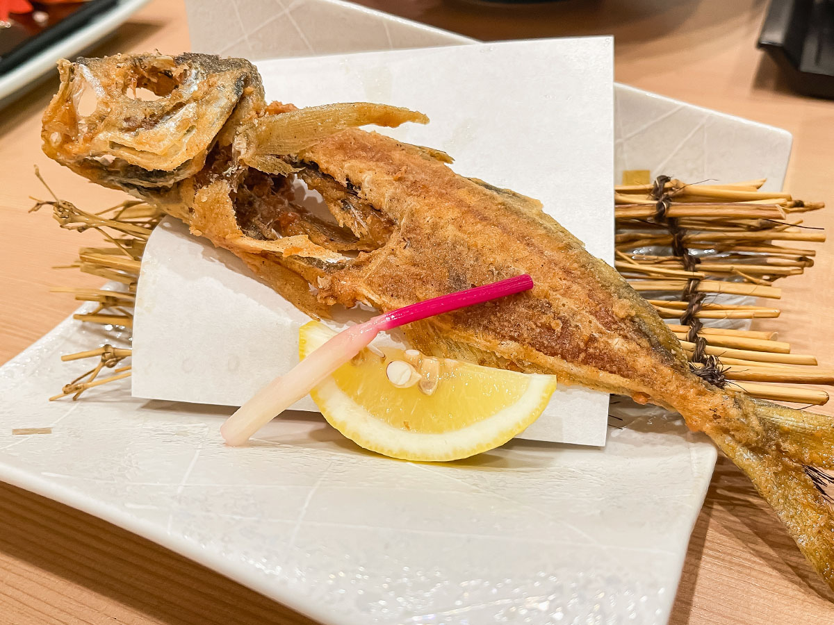 「活魚!! 寿司虎亭」でレタス巻き、青森サーモン、刺身盛り合せ"わだつみ"食べたよ！／宮崎県都城