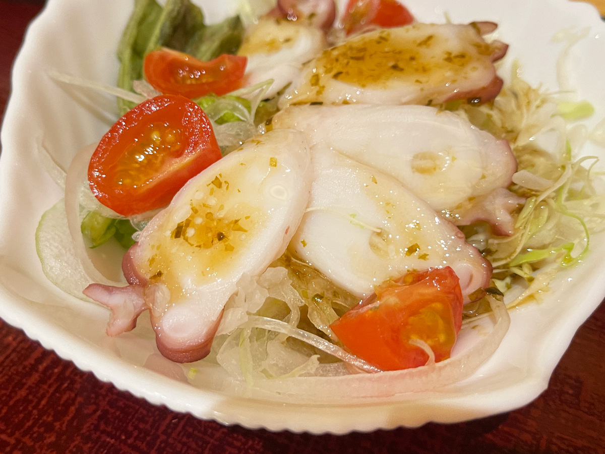 「新冠温泉ホテルヒルズ」でザンギ・タコサラダ・ホロシリ牛乳プリン食べたよ／北海道新冠