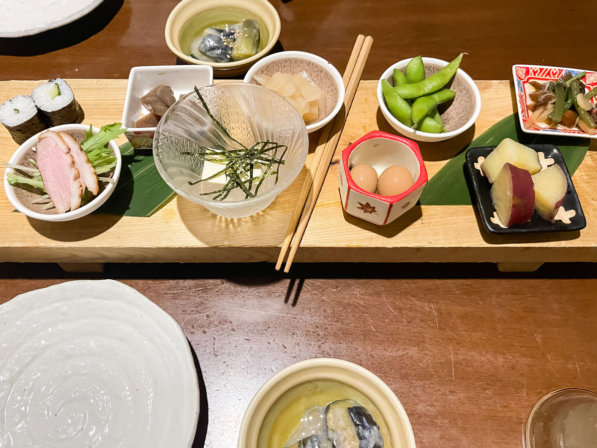 「おいでやす おおきに屋」でおばんざい、岩がき、鮎塩焼き、イカ唐揚げ食べた！／島根県松江