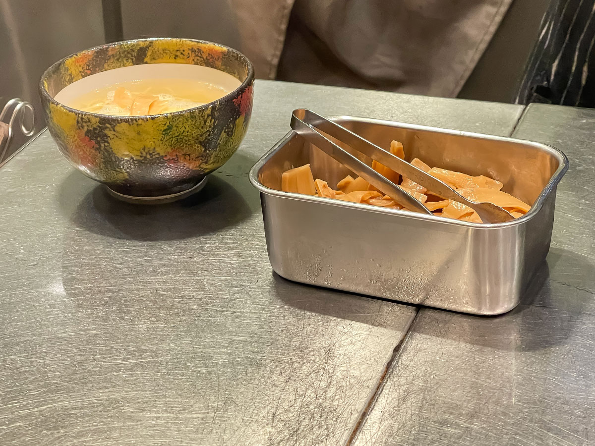 「御宿 野乃松江」の夜鳴きそば(醤油・限定潮そば)食べてみた!/島根県松江