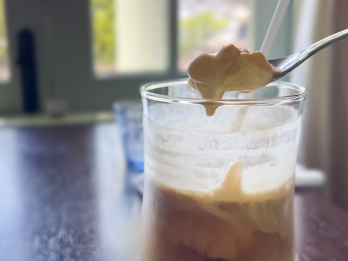「亀田山喫茶室」で朝食にフレンチトースト、完熟梅とバナナのタルト食べた！／島根県松江