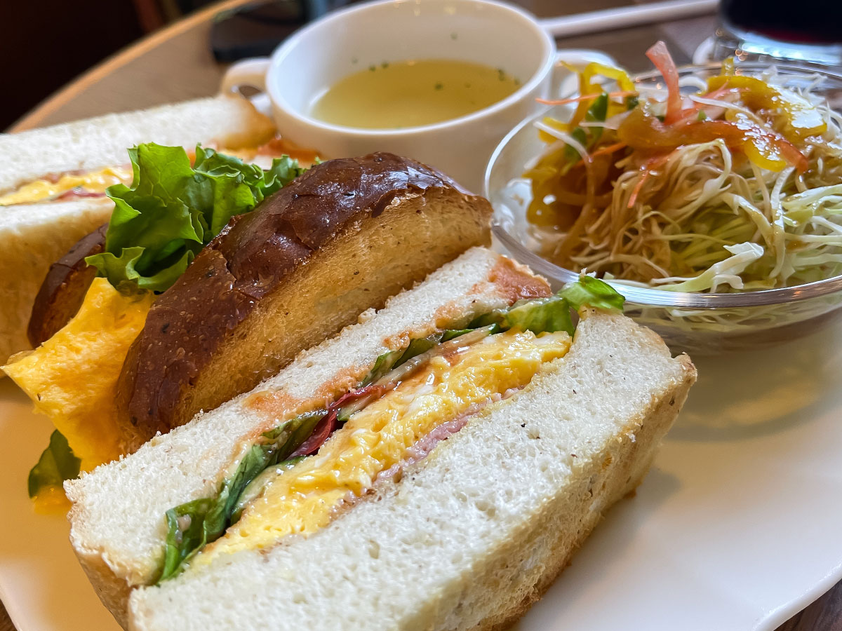 「珈琲館」できのこグラタンセット、ベーコンエッグサンド食べたよ!/島根県松江