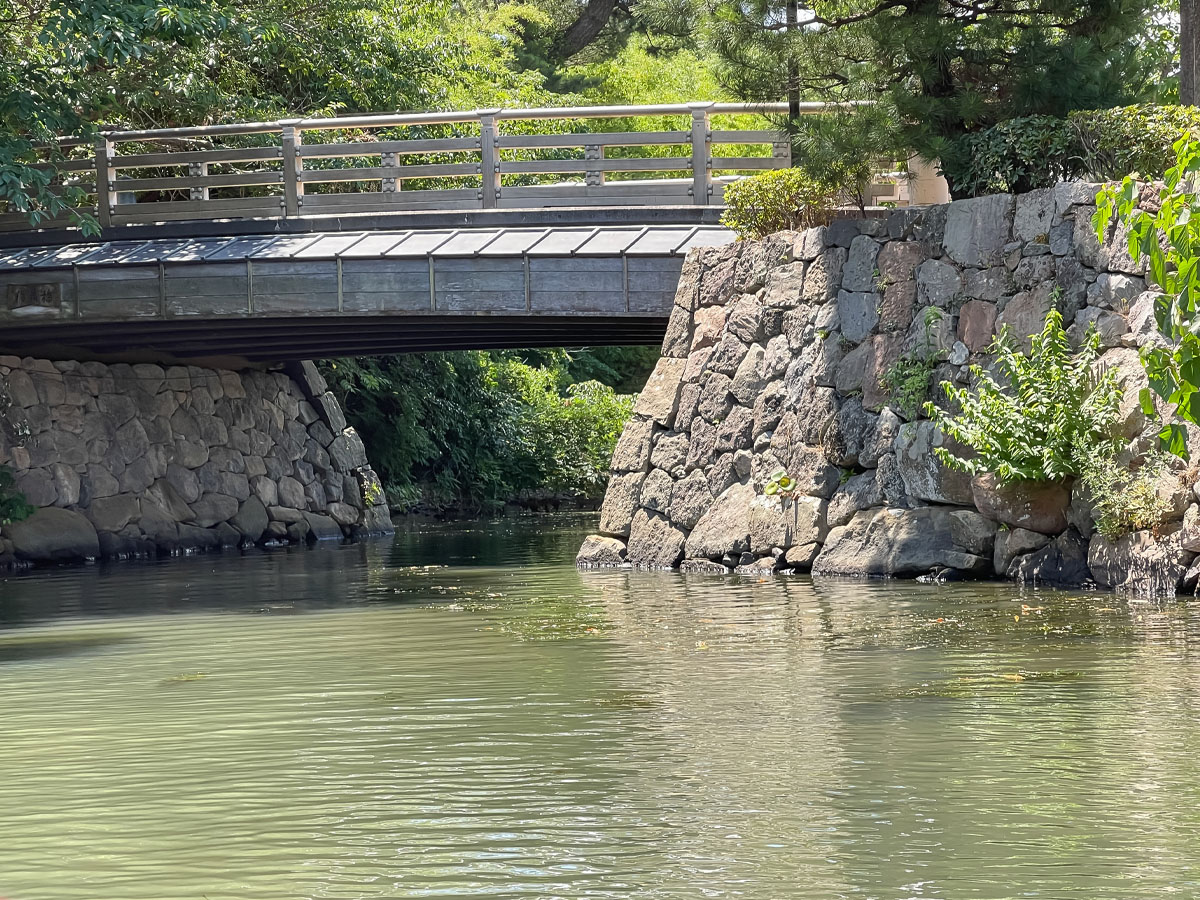 松江城を囲む堀川を周遊する「堀川遊覧船」に乗ってみた!/島根県松江