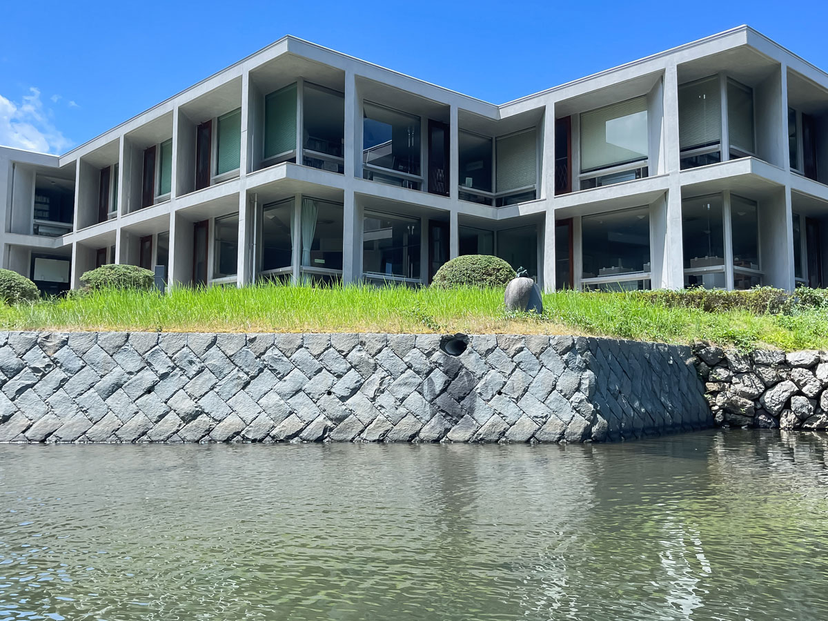 松江城を囲む堀川を周遊する「堀川遊覧船」に乗ってみた!/島根県松江