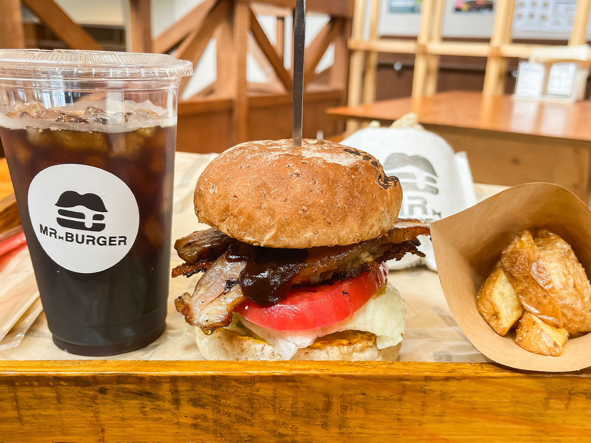 「MR.BURGER」でミスターバーガー、大山どりフライドチキン食べたよ！／鳥取県大山