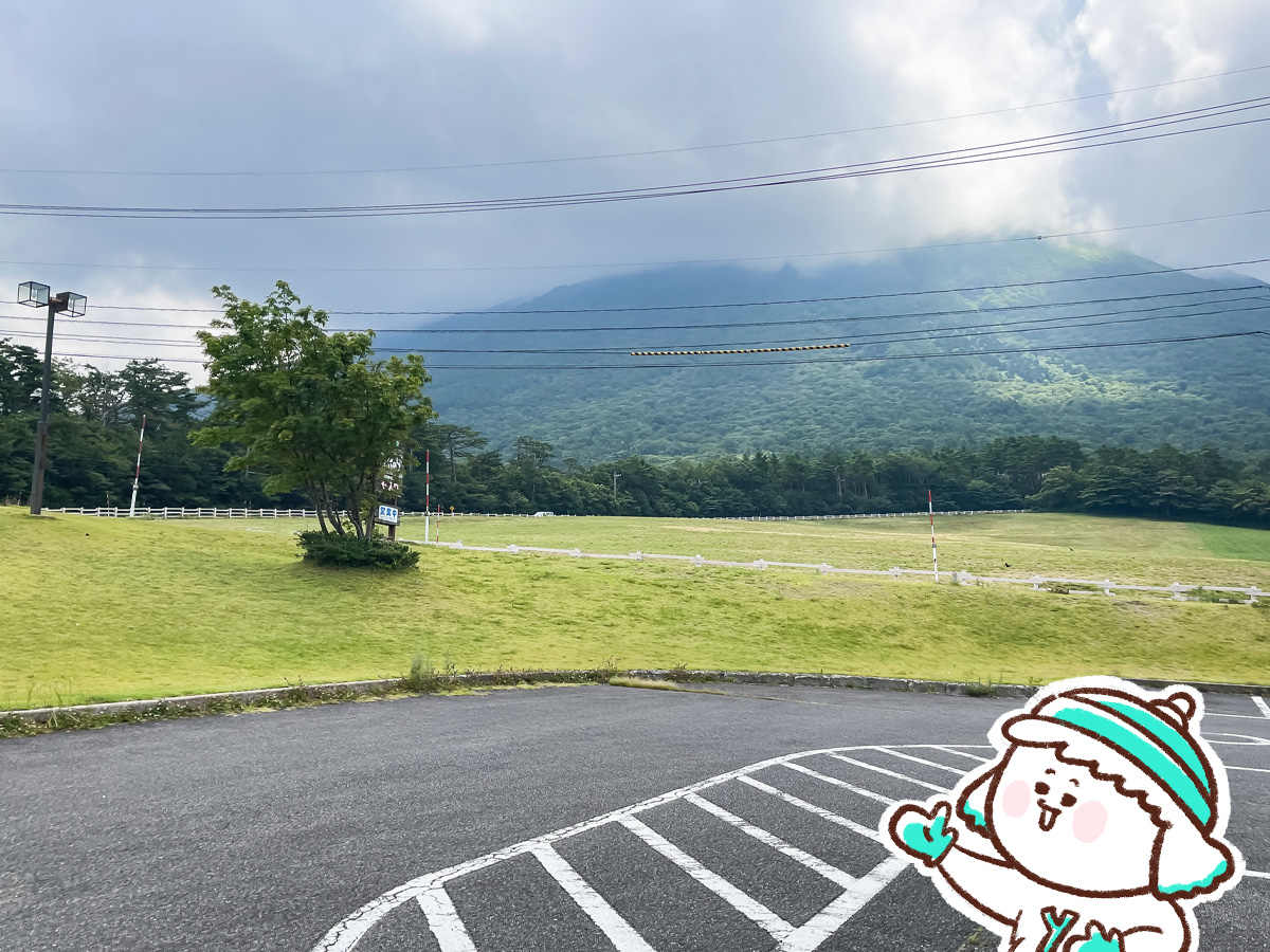 「大山まきば みるくの里」で白バラ牛乳を使用した特製ソフトクリーム食べたよ！／鳥取県大山