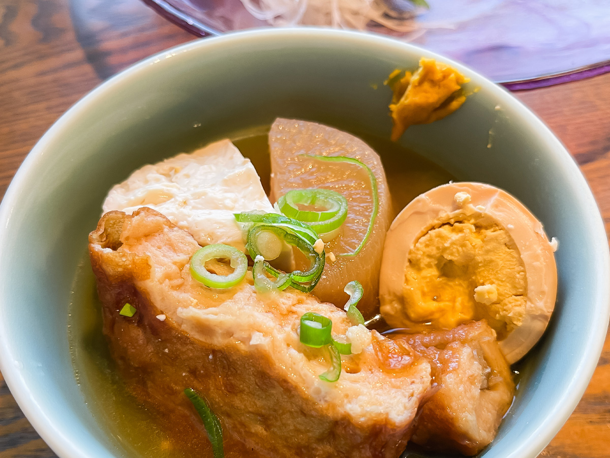 てまひま料理「根っこや」でうな平の"うなぎ蒲焼ハーフ"、鮎塩焼き、刺身盛(のどぐろ付)食べた!/島根県松江