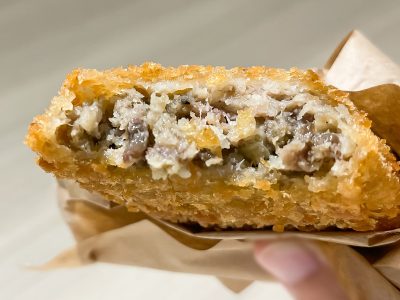 「PicNiQ(ピクニック)」で、はざま牧場きなこ豚メンチ・福ちゃんポーク白豚メンチ食べた！／道の駅 都城NiQLL(ニクル)