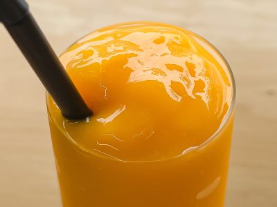 「パラボラチョカフェ」で完熟マンゴースムージーと完熟パパイアスムージー飲んだよ！／宮崎県宮交ボタニックガーデン青島内