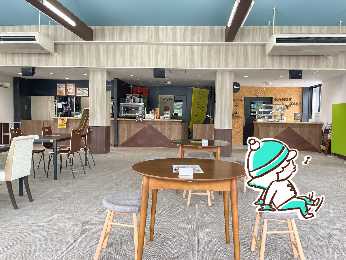 足湯の駅えびの高原「モリエンドカフェ」でえびの産ウインナーが入ったホットドッグ食べたよ/鹿児島県えびの市