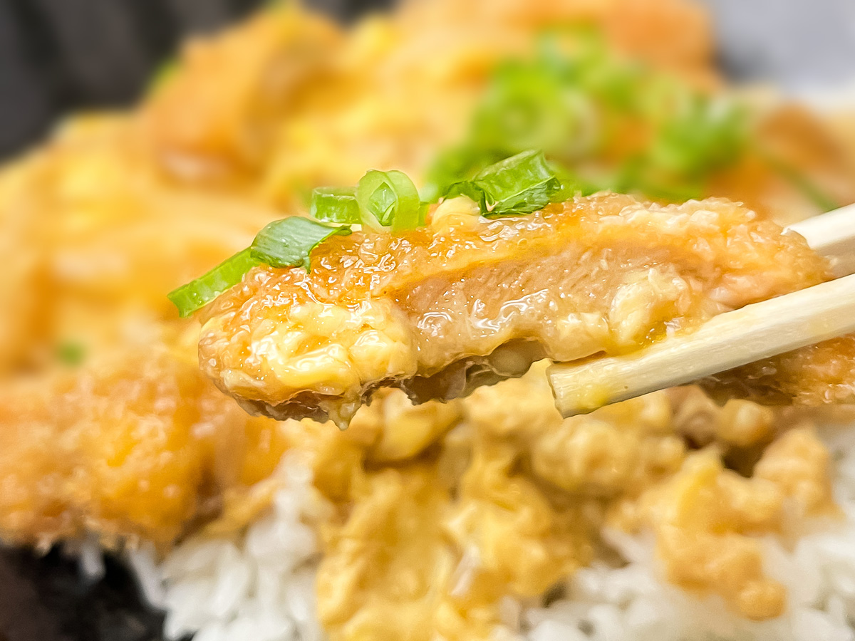 「大空食堂」で黒豚ロースカツ丼食べたよ！／鹿児島空港