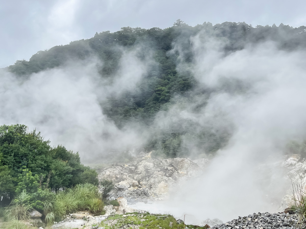 火山ガスがモクモクの「硫黄谷噴気地帯公園」に行ってみたよ!/鹿児島県霧島市