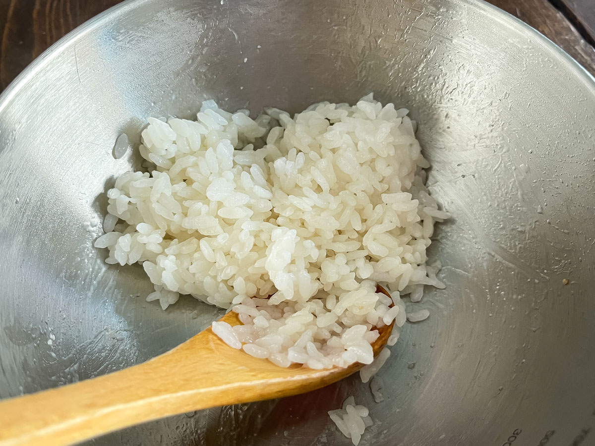 「島の人」の礼文・利尻島産"塩水雲丹 (エゾバフンウニ・キタムラサキウニ)"食べてみたよ!/北海道土産