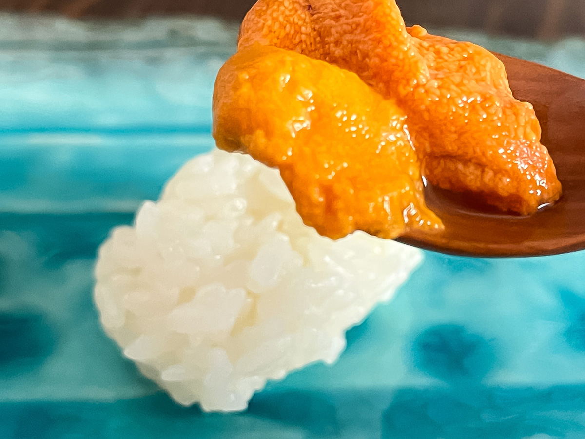 「島の人」の礼文・利尻島産"塩水雲丹 (エゾバフンウニ・キタムラサキウニ)"食べてみたよ!/北海道土産