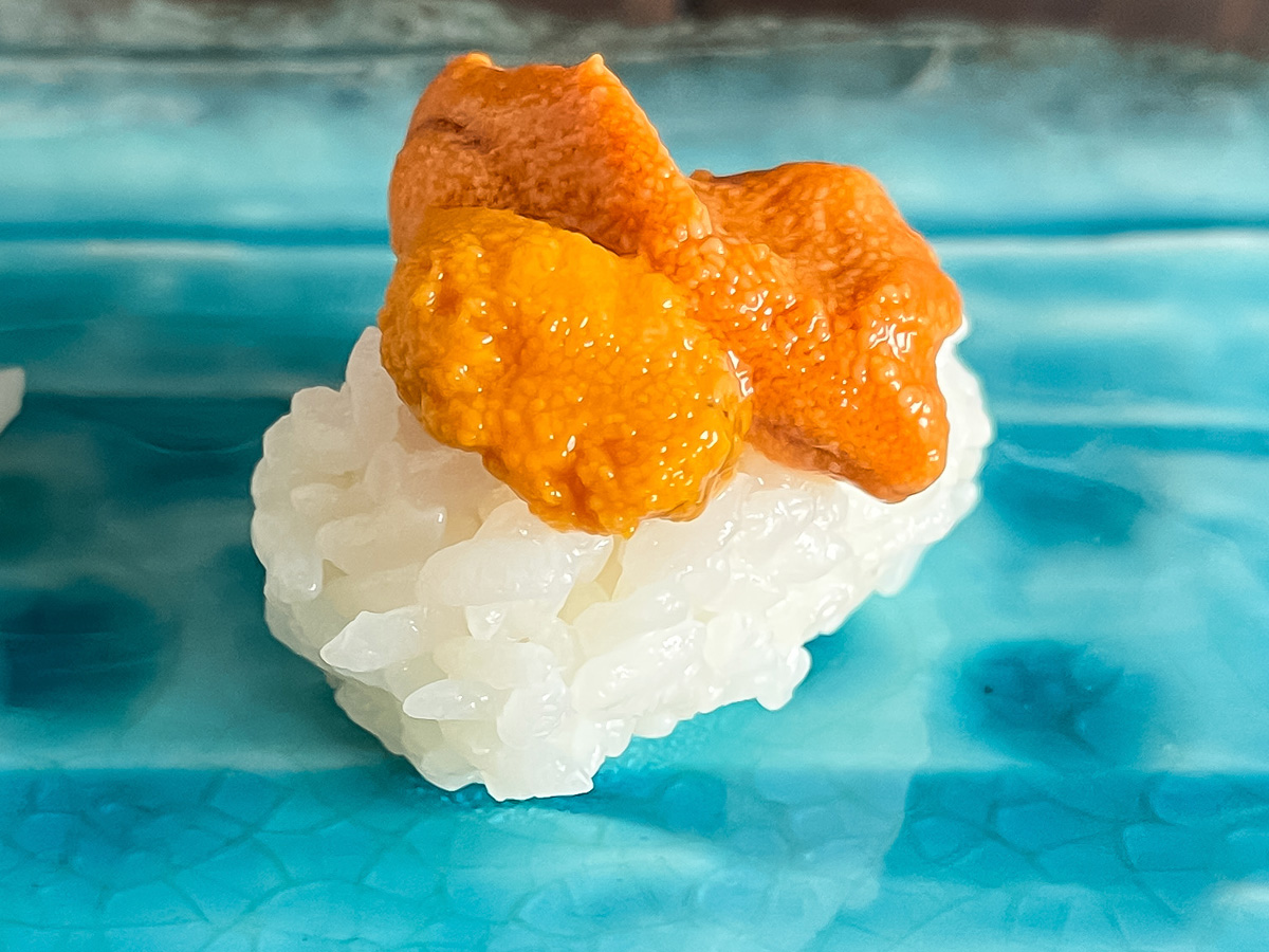 「島の人」の礼文・利尻島産"塩水雲丹 (エゾバフンウニ・キタムラサキウニ)"食べてみたよ!/北海道土産