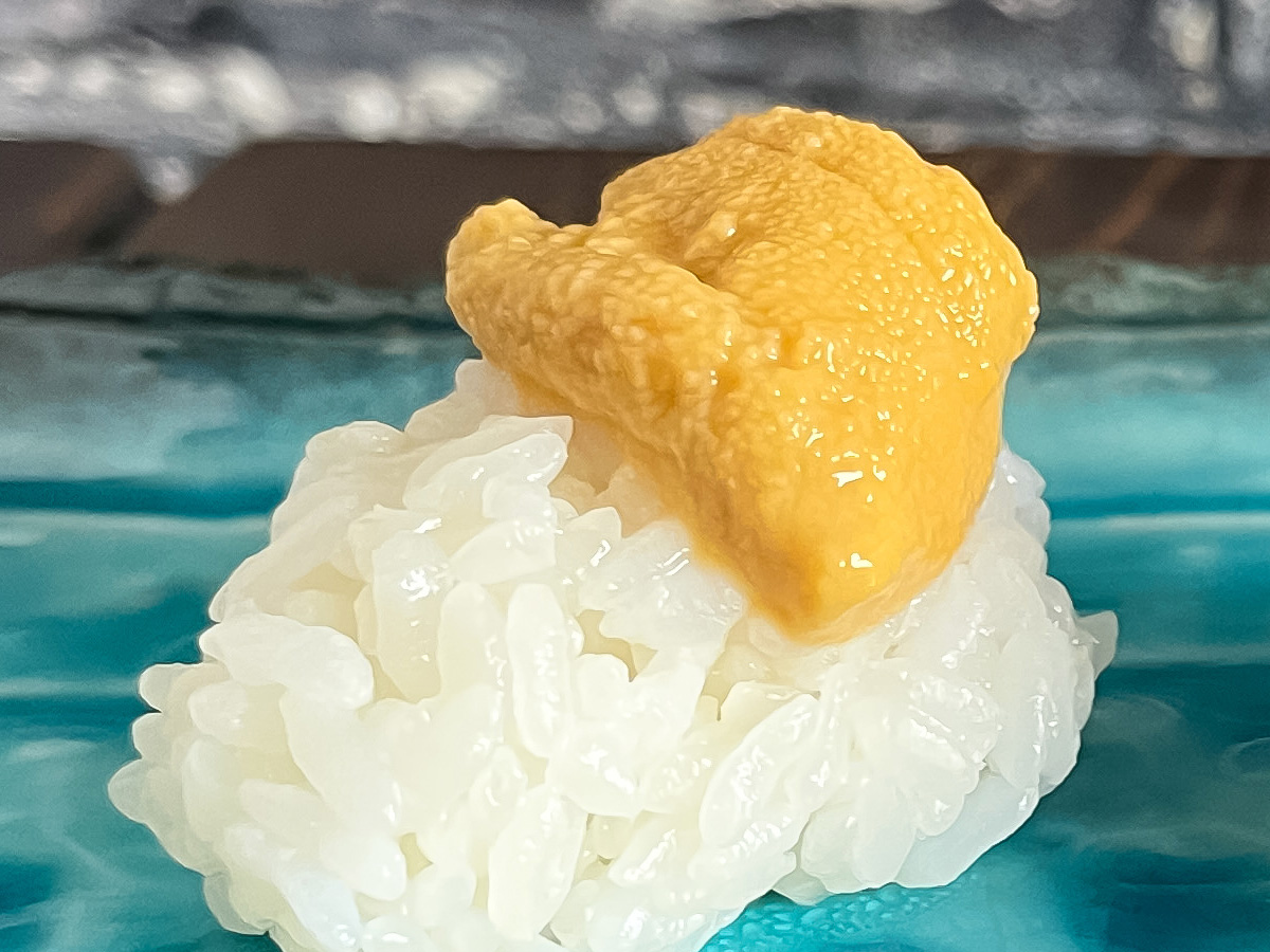 「島の人」の礼文・利尻島産"塩水雲丹 (エゾバフンウニ・キタムラサキウニ)"食べてみたよ!/北海道土産