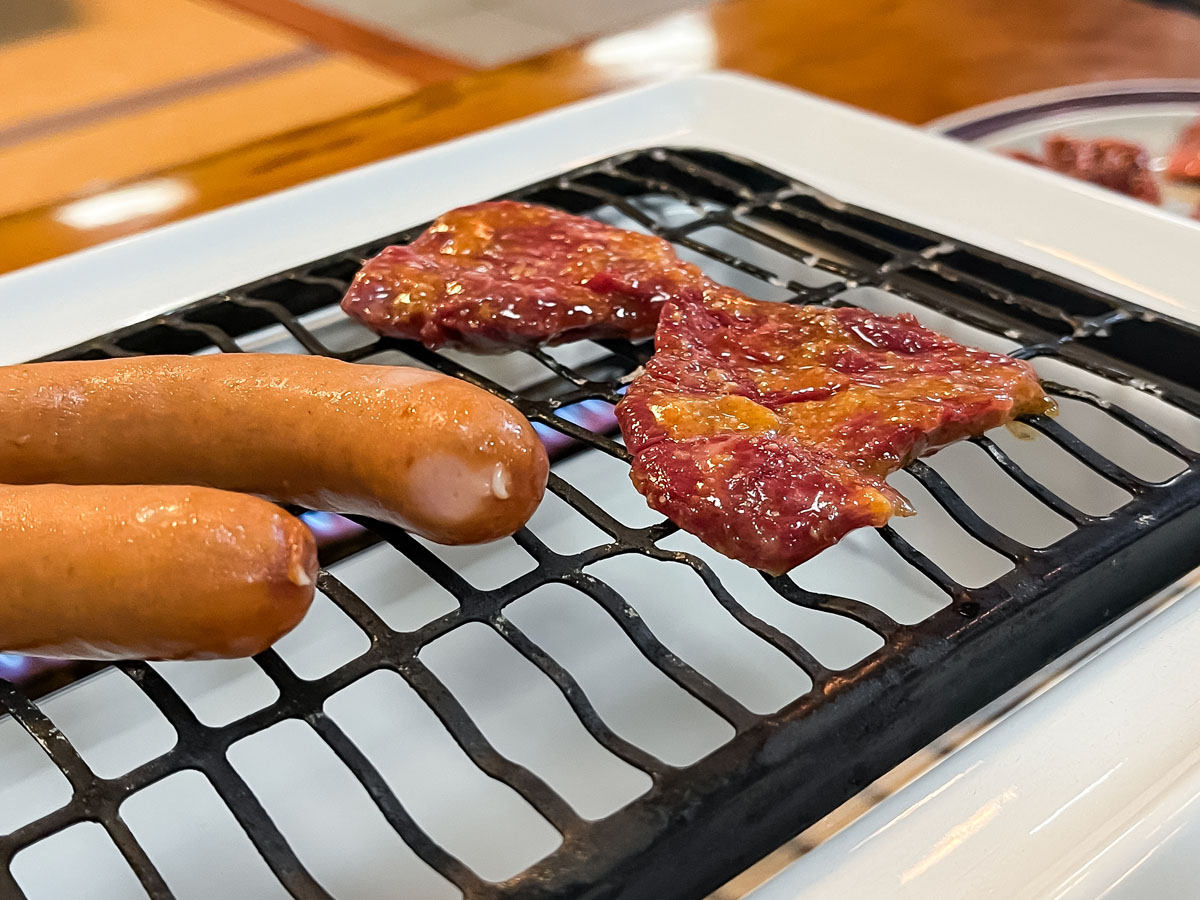 「やきにく福楽園」でカルビ、ロース、黒豚ウインナー食べた!/宮崎県都城市