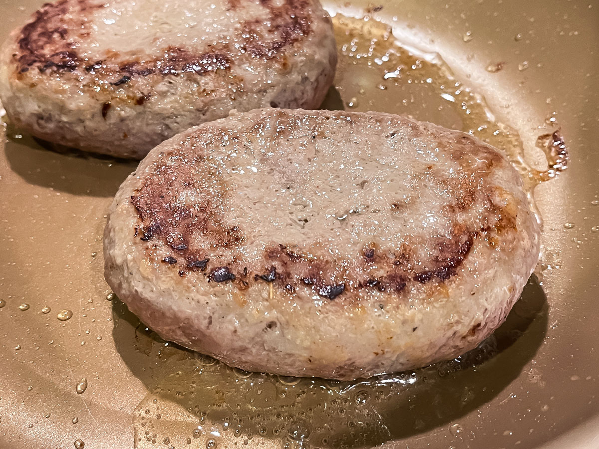 リョーサン菱洋ホールディングス(167A)の株主優待で、冷凍生ハンバーグがきた！