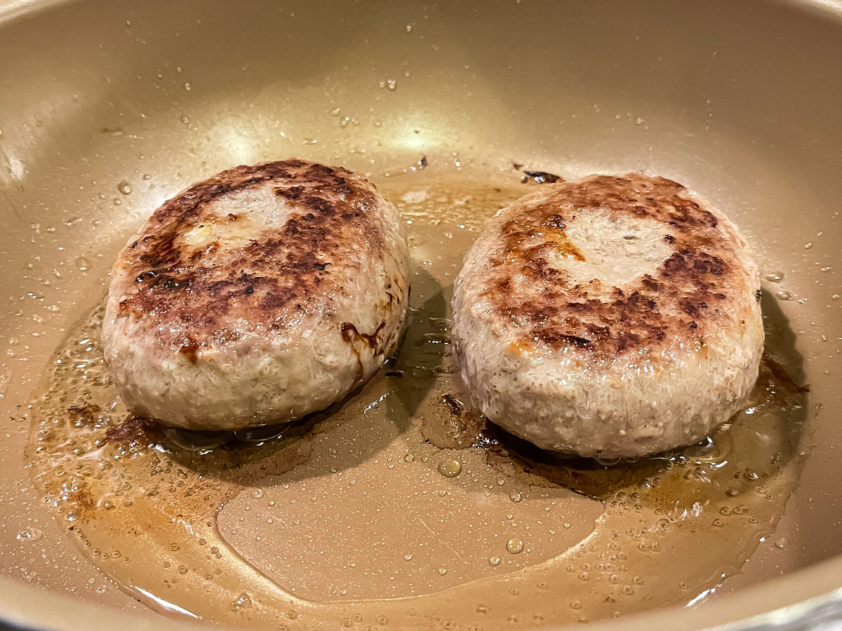 リョーサン菱洋ホールディングス(167A)の株主優待で、冷凍生ハンバーグがきた！