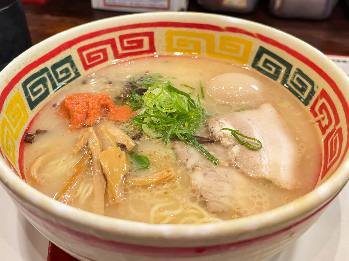 「九州じゃんがら」でこんがりマー油の"こぼんしゃん"ラーメン食べたよ!/東京都原宿店