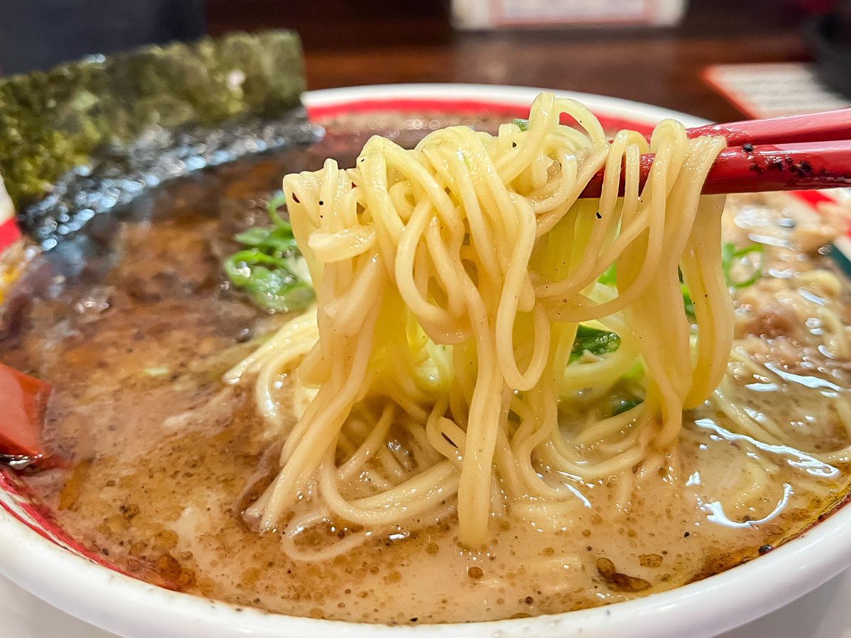 「九州じゃんがら」でこんがりマー油の"こぼんしゃん"ラーメン食べたよ!/東京都原宿店