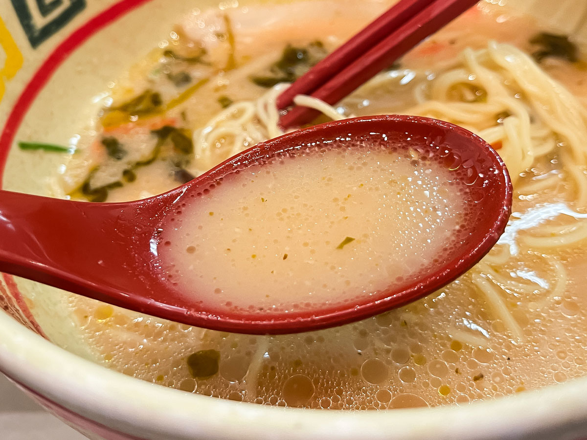 「九州じゃんがら」でこんがりマー油の"こぼんしゃん"ラーメン食べたよ!/東京都原宿店