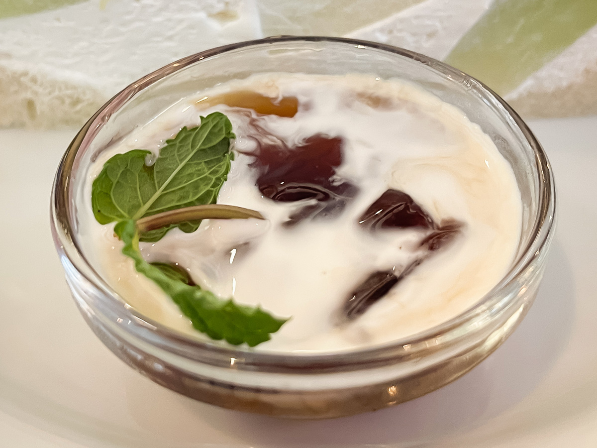 「コクテル堂」でお得なモーニング"バタートースト"と"季節のフルーツサンド"食べたよ!/横浜みなとみらい店