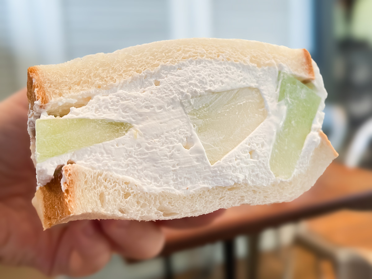 「コクテル堂」でお得なモーニング"バタートースト"と"季節のフルーツサンド"食べたよ!/横浜みなとみらい店