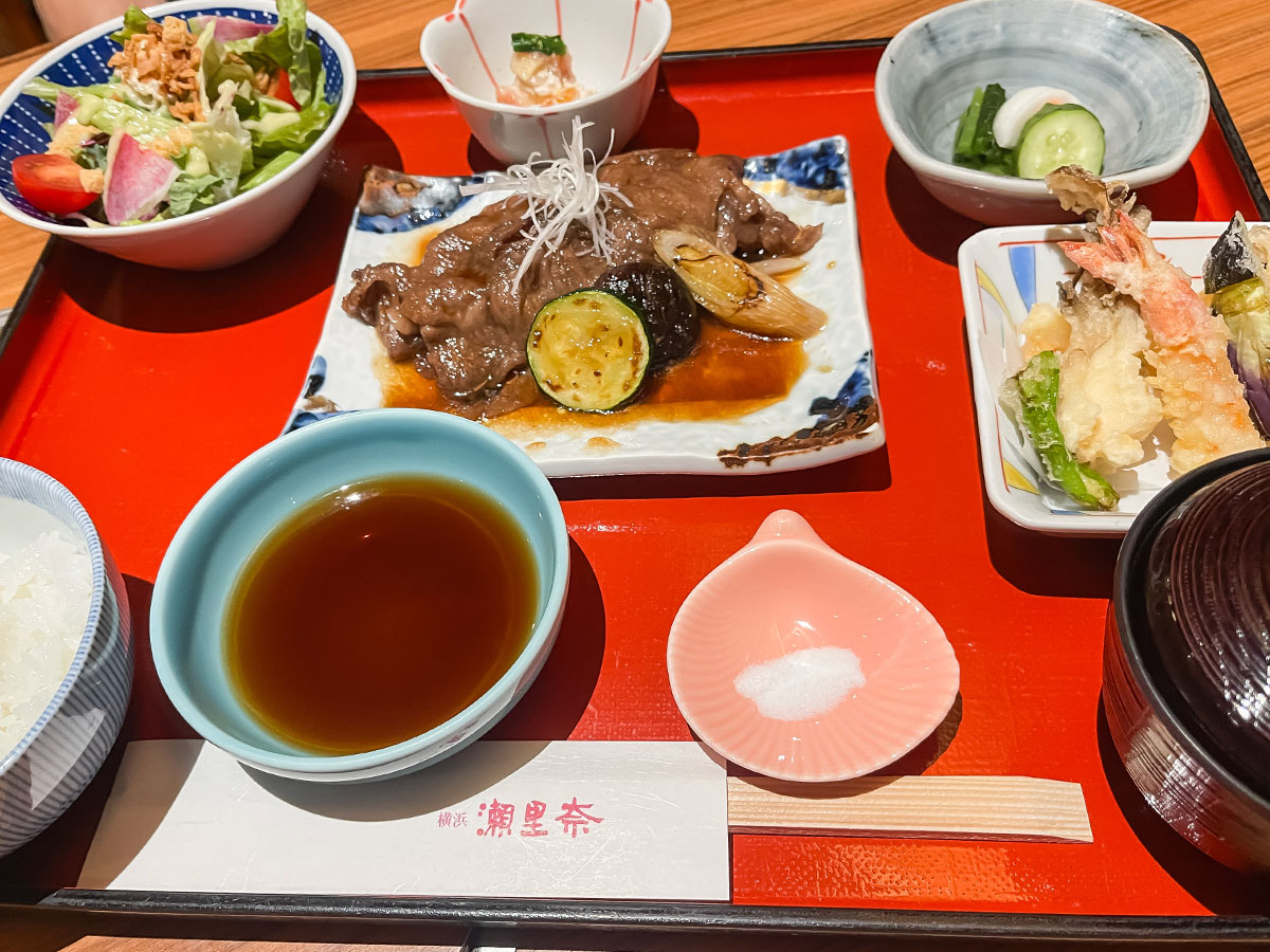 「横浜瀬里奈 浪漫茶屋」で"黒毛和牛の照り焼き浪漫膳"と"すてーき重"食べたよ!/横浜・関内