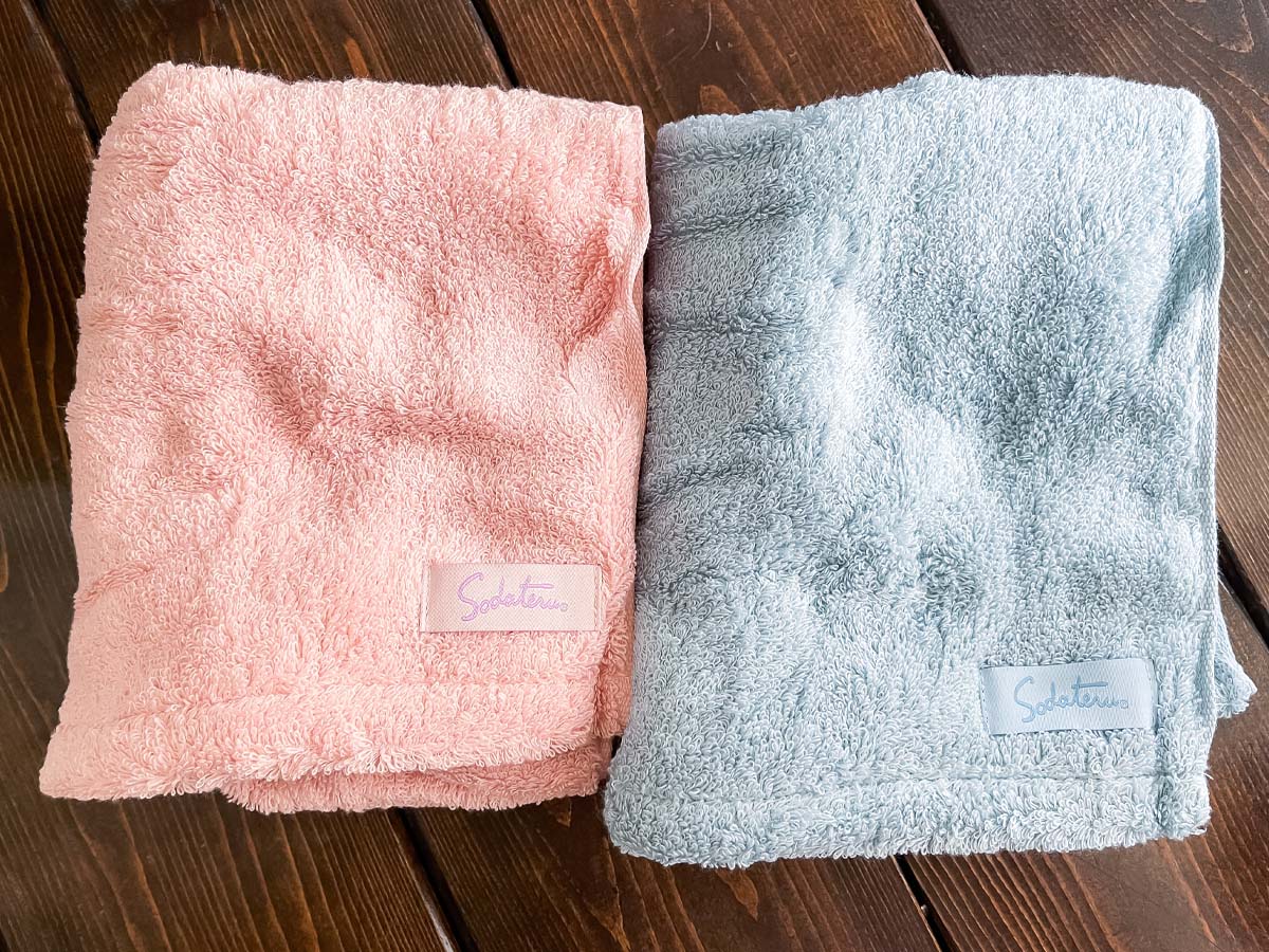 フランスベッドホールディングス(7840)の株主優待でSodateru TOWEL(育てるタオル) ピンク・水色がきた!