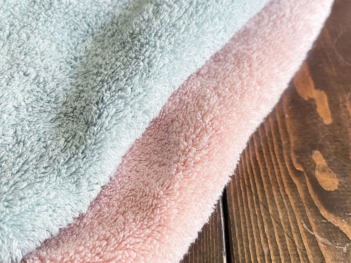 フランスベッドホールディングス(7840)の株主優待でSodateru TOWEL(育てるタオル) ピンク・水色がきた!