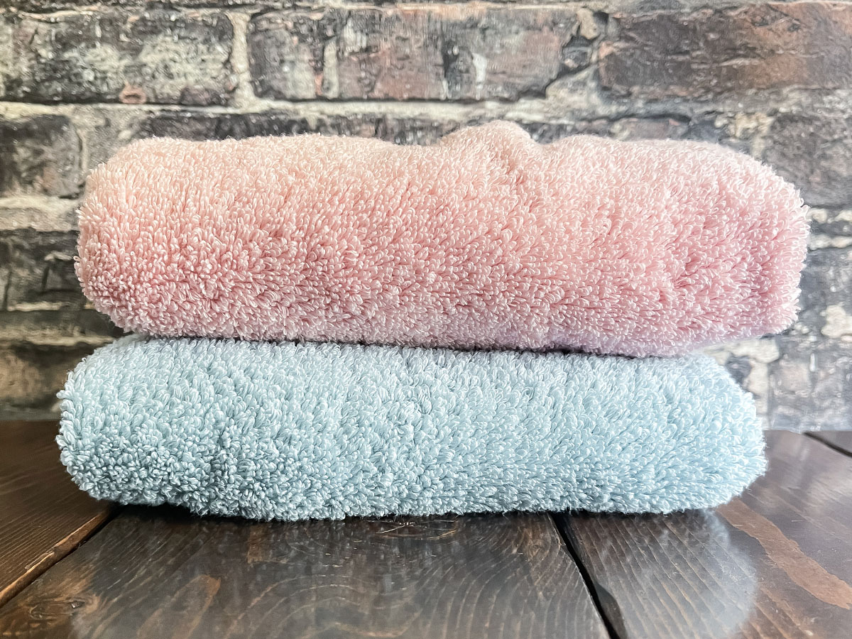 フランスベッドホールディングス(7840)の株主優待でSodateru TOWEL(育てるタオル) ピンク・水色がきた!