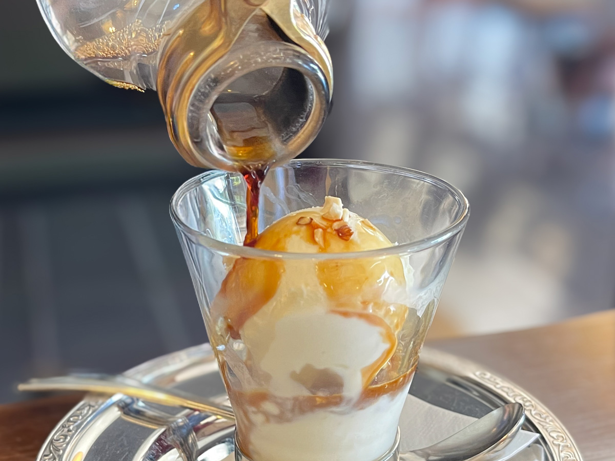 自家焙煎「尾道浪漫珈琲」で瀬戸内レモンスカッシュとカフェ・コン・ジェラート食べたよ！／広島県